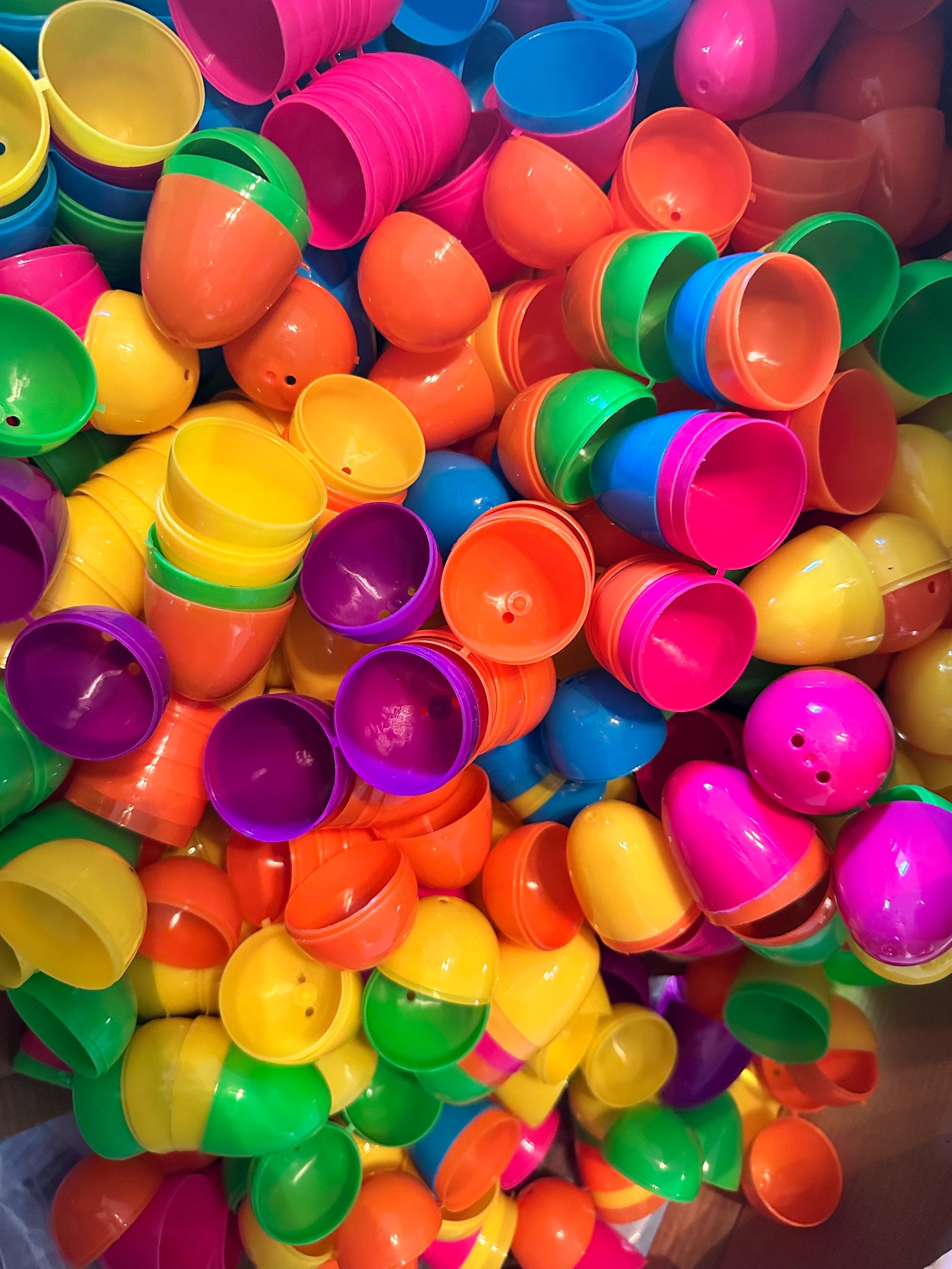 500 Plastic Easter Eggs 2.3" Fillable Bulk Colorful Egg Hunt Party. Ship Fast!